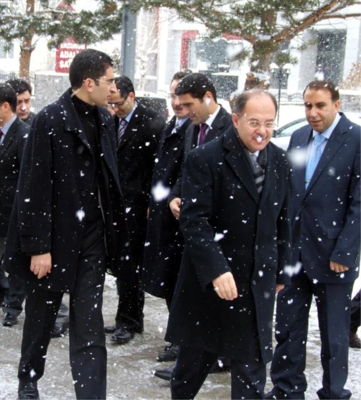 Sağlık Bakanı Akdağ: Başbakan\'ın İstirahat Süresi Bitmek Üzere