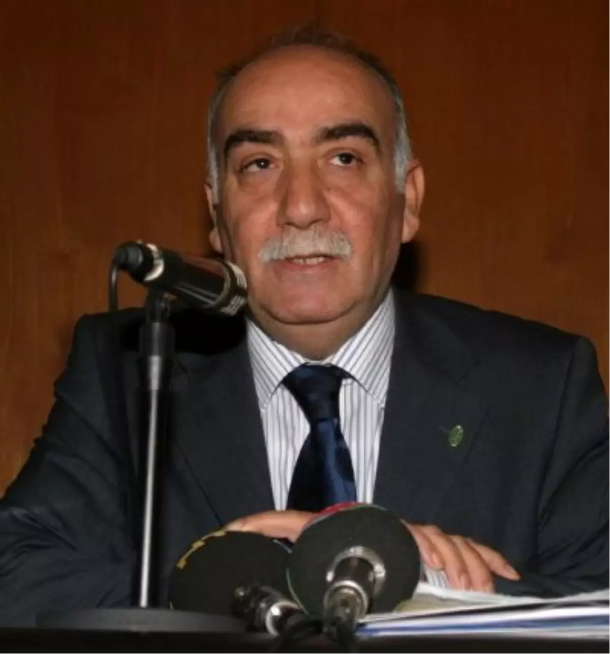 Ziraatçılardan 2011 Değerlendirmesi: "Çiftçi Ekonomisi Açık Verdi"