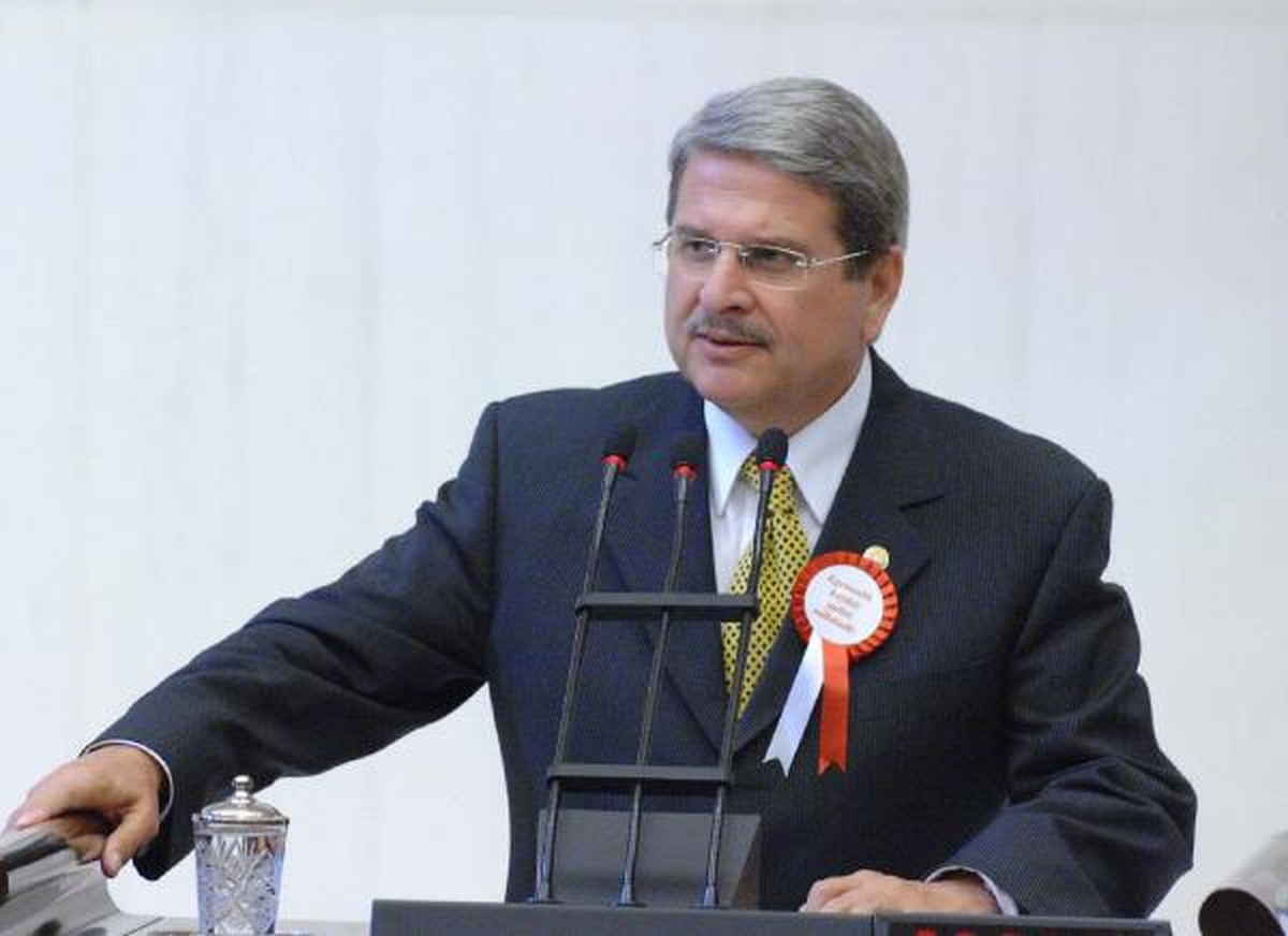 Büyükşehir Operasyonunda 3 Kişi Tutuklama Kararıyla Aranıyor