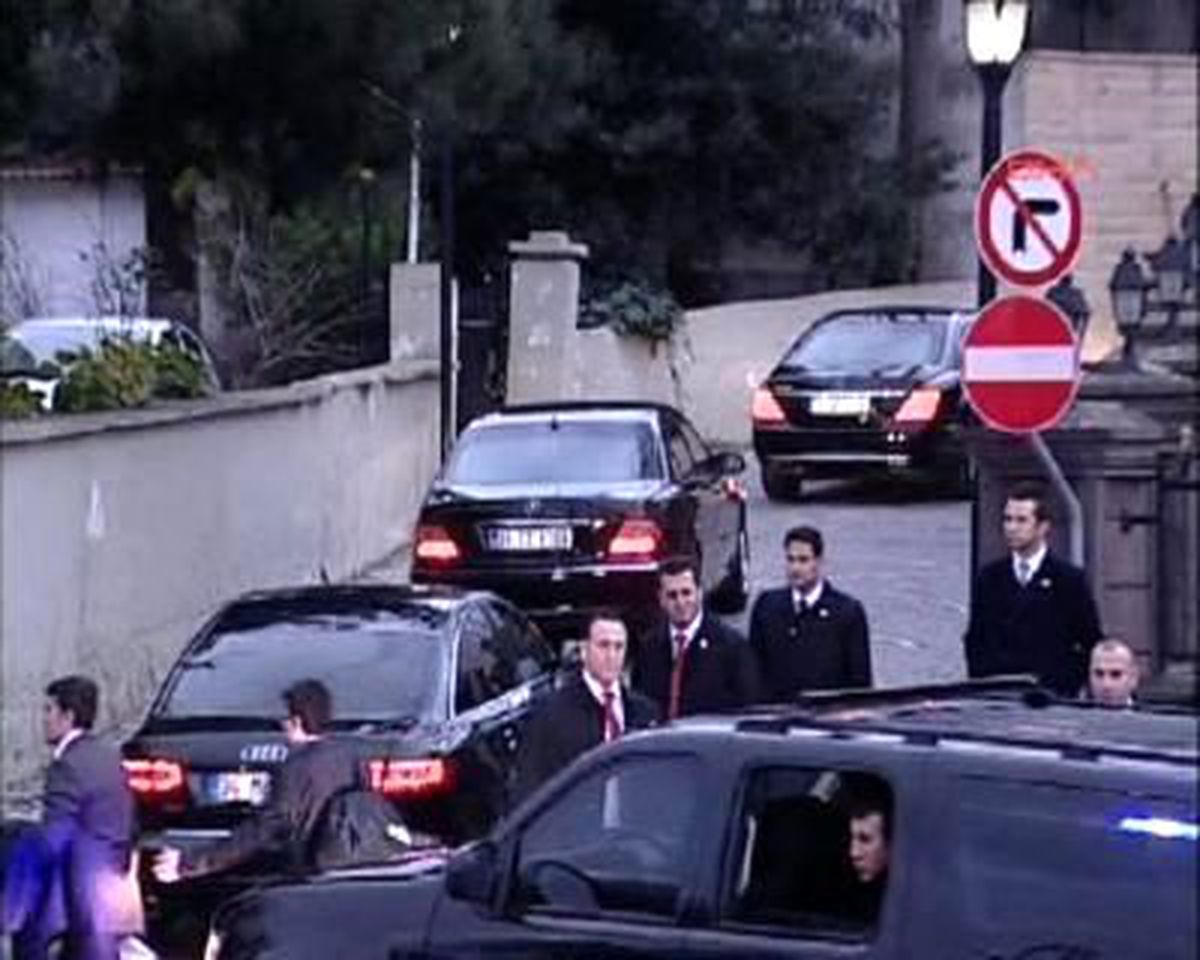 Cumhurbaşkanı Gül'den, Erdoğan'a Ziyaret