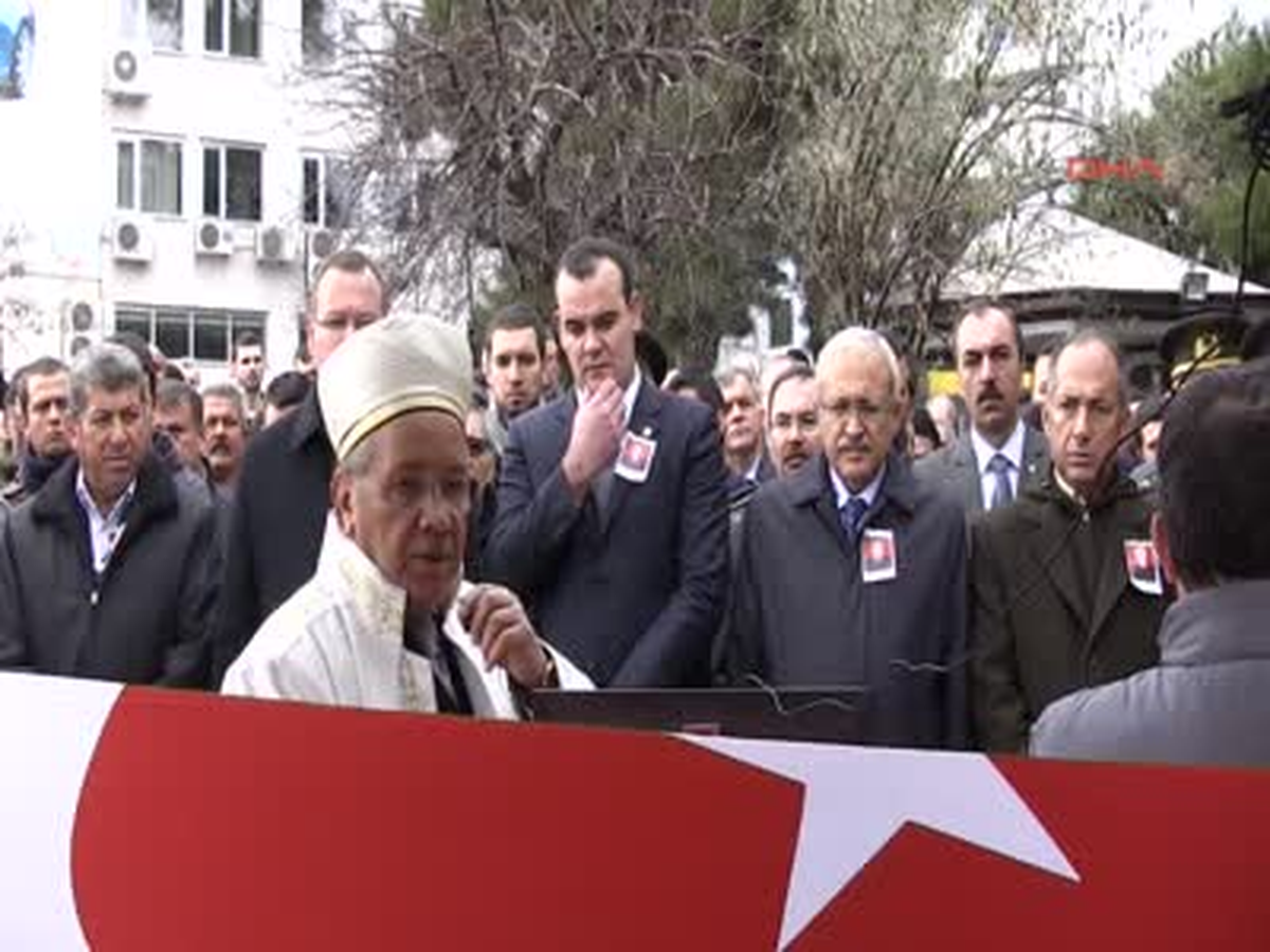 Şehit Asteğmen Toprağa Verildi