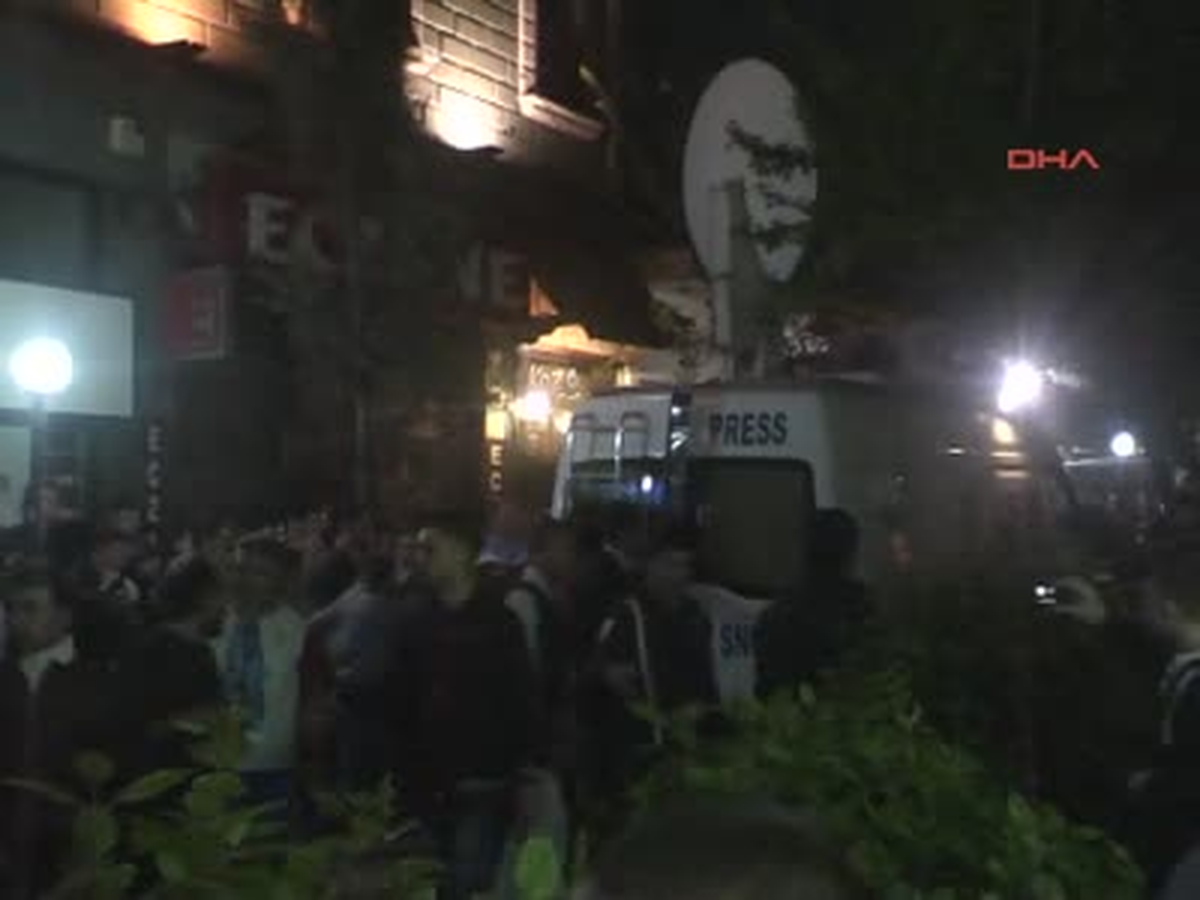 Trabzon ) Gösteriye Katılan 4 Taraftara Başbakan'a Hakaret Davası