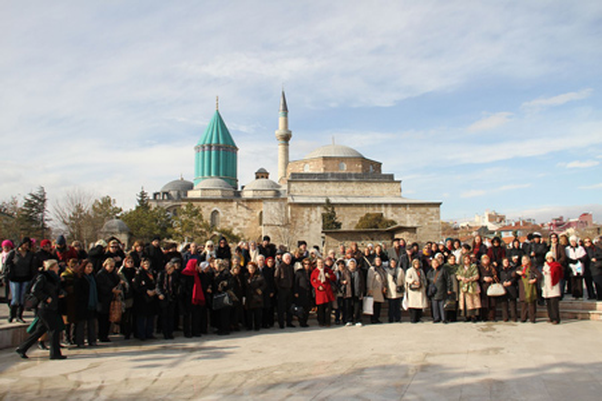 Bakırköylüler, Mevlana'yı Konya'da Andı