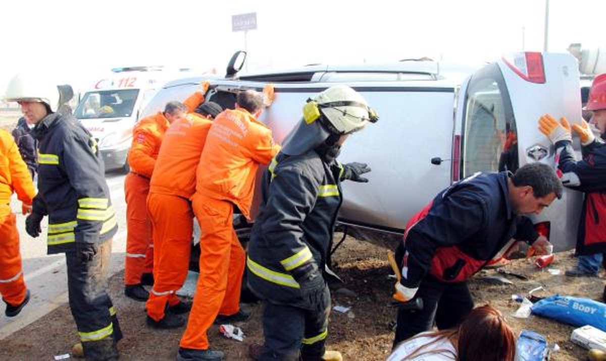 Afyonkarahisar'da Kaza: 1 Ölü, 4 Yaralı