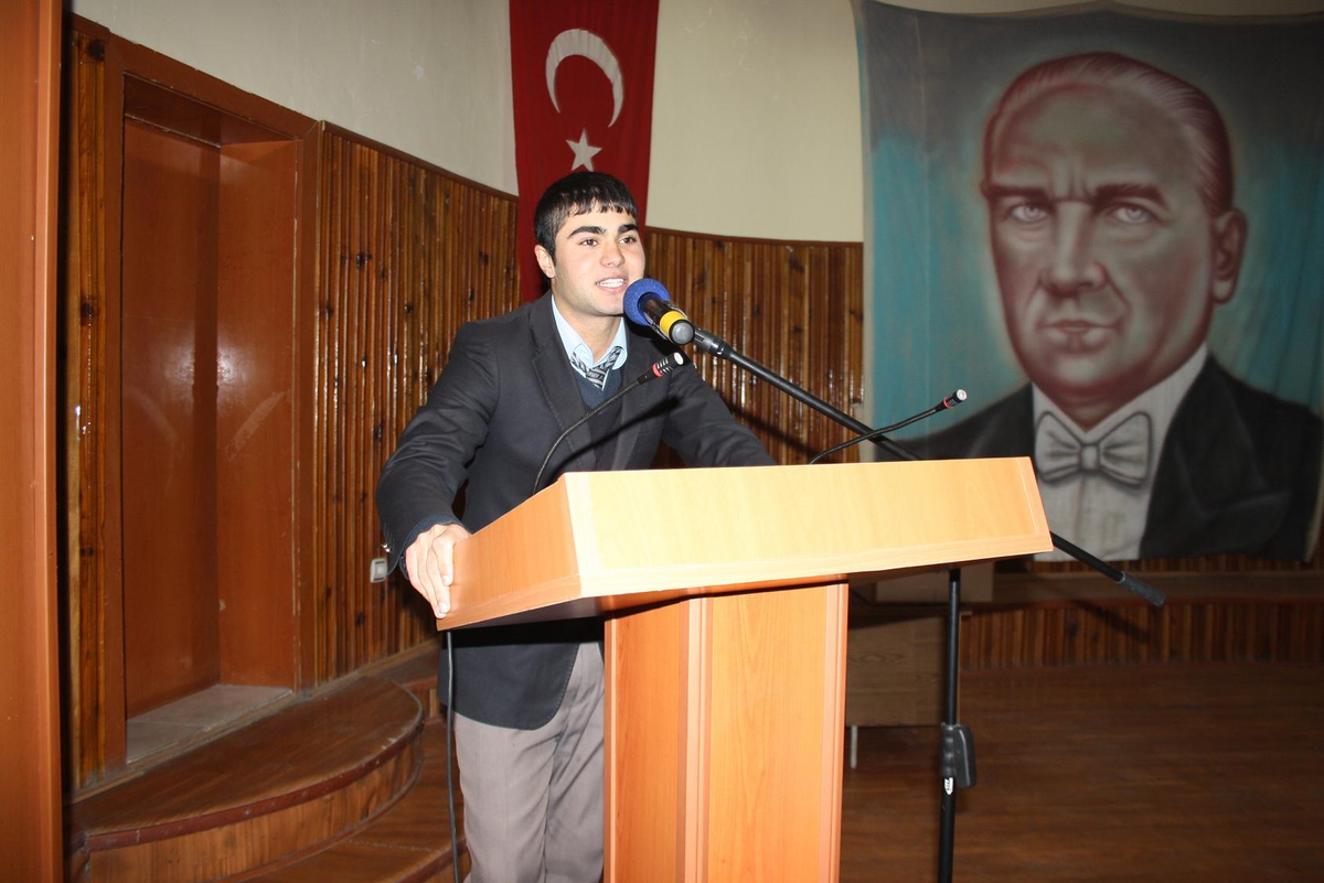 Ağrı'da İl Öğrenci Meclisi Başkanlığı Seçimi Yapıldı
