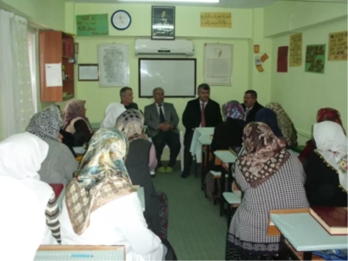 Burdur Merkez Yuva Camide Aşure Etkinliği
