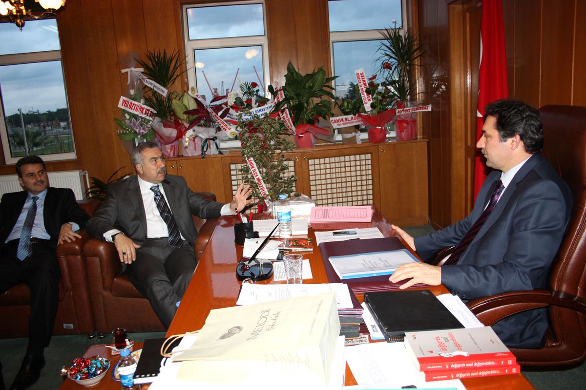 Demir Eğitim Birinci Önceliğimiz
