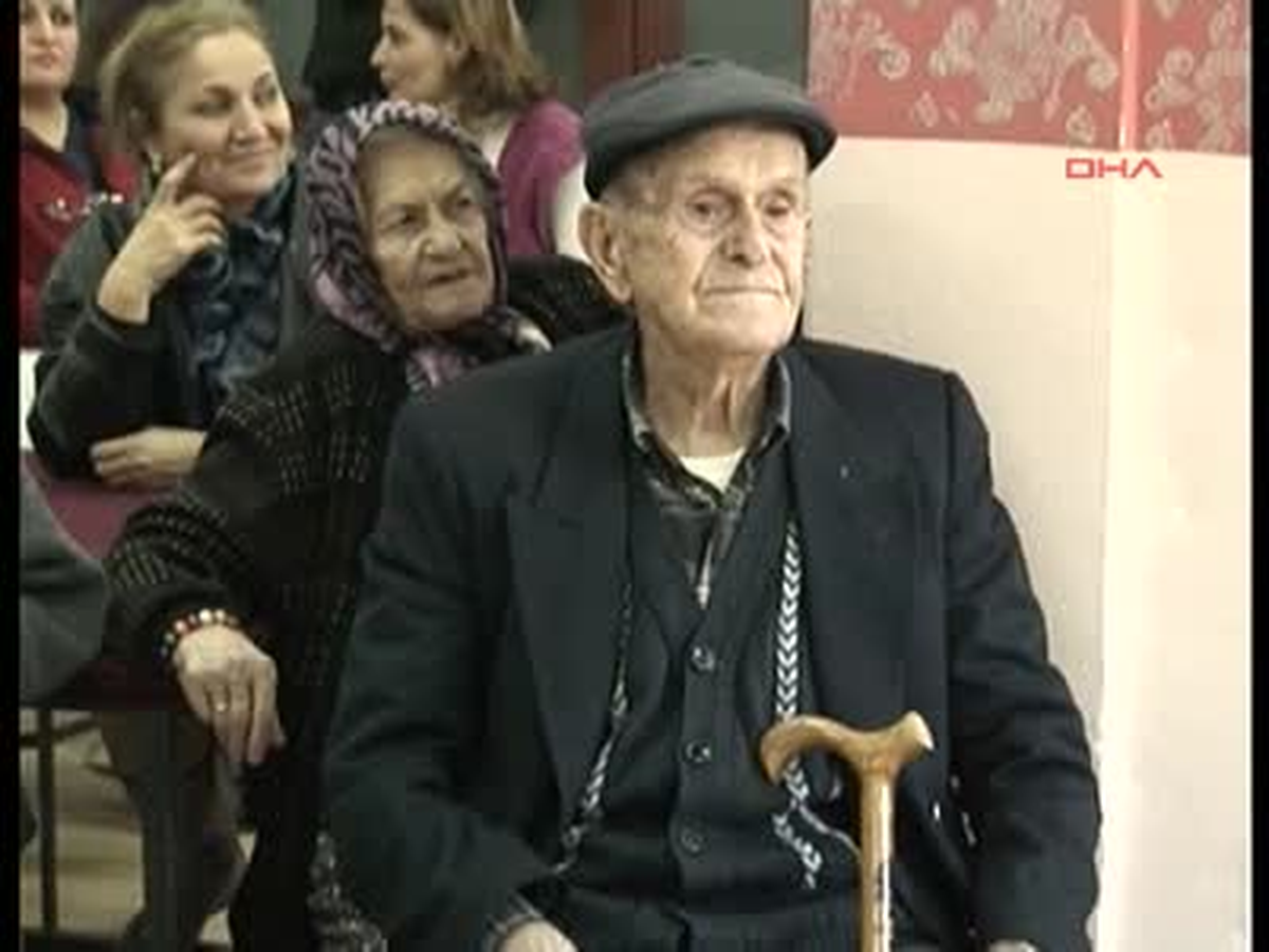 Huzurevinde Yeni Yıla Erken Kutlama