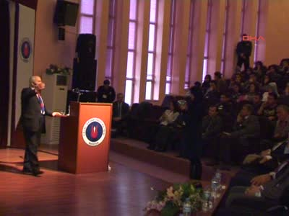 Manisa Ek Eski Bakan Pakdemirli'ye Rektör Oğlunu Şikayet Ettiler
