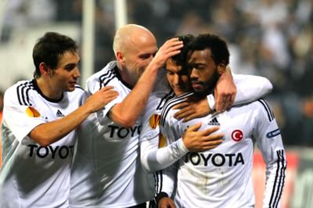 Beşiktaş: 3 - Stoke City: 1