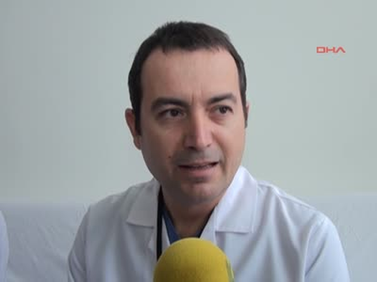 Bir Haftalık Bebeği Cami Avlusuna Bıraktılar