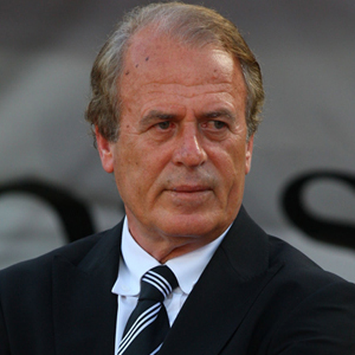Persepolis, Mustafa Denizli'nin Yolunu Gözlüyor