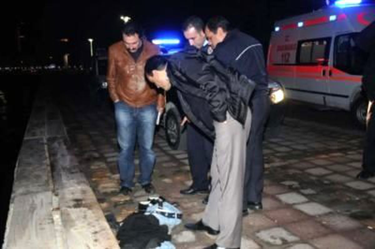 Denize Atlayıp İntihar Etti