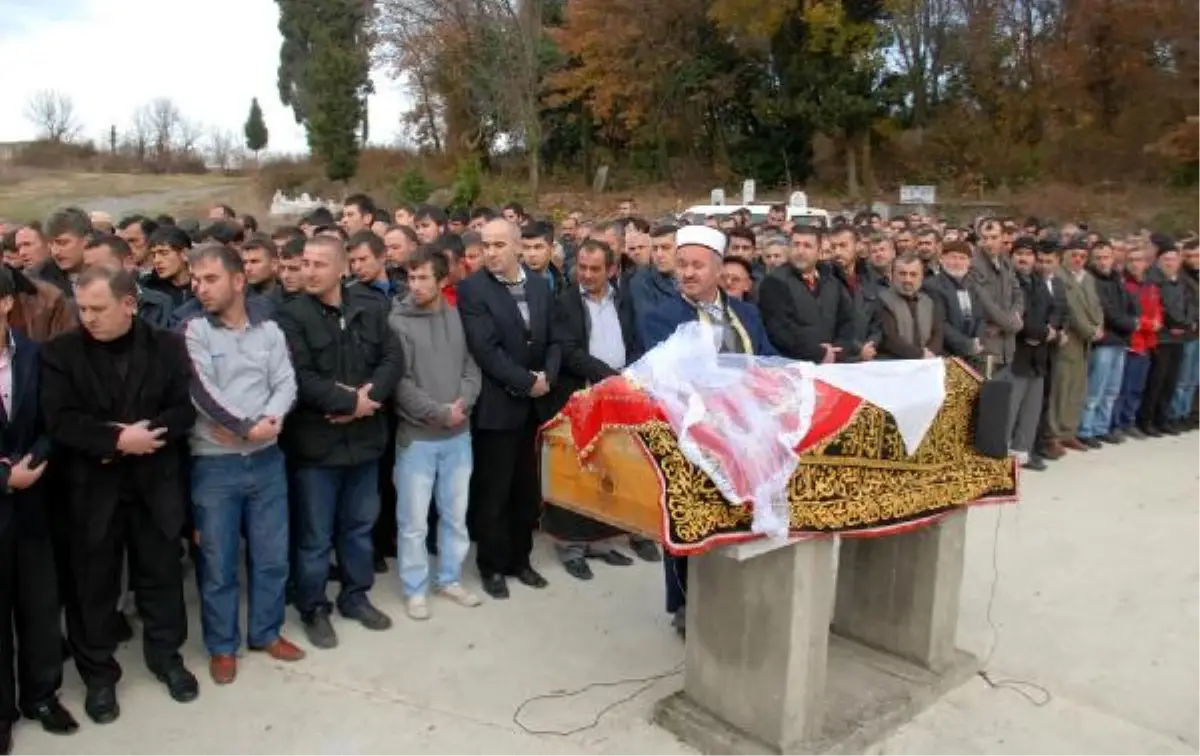 Eski Sevgilisi Tarafından Öldürülen Sibel, Duvağıyla Uğurlandı