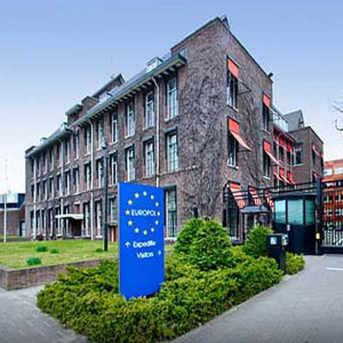 Europol: Çocuk Pornosu Şebekesi Çökertildi