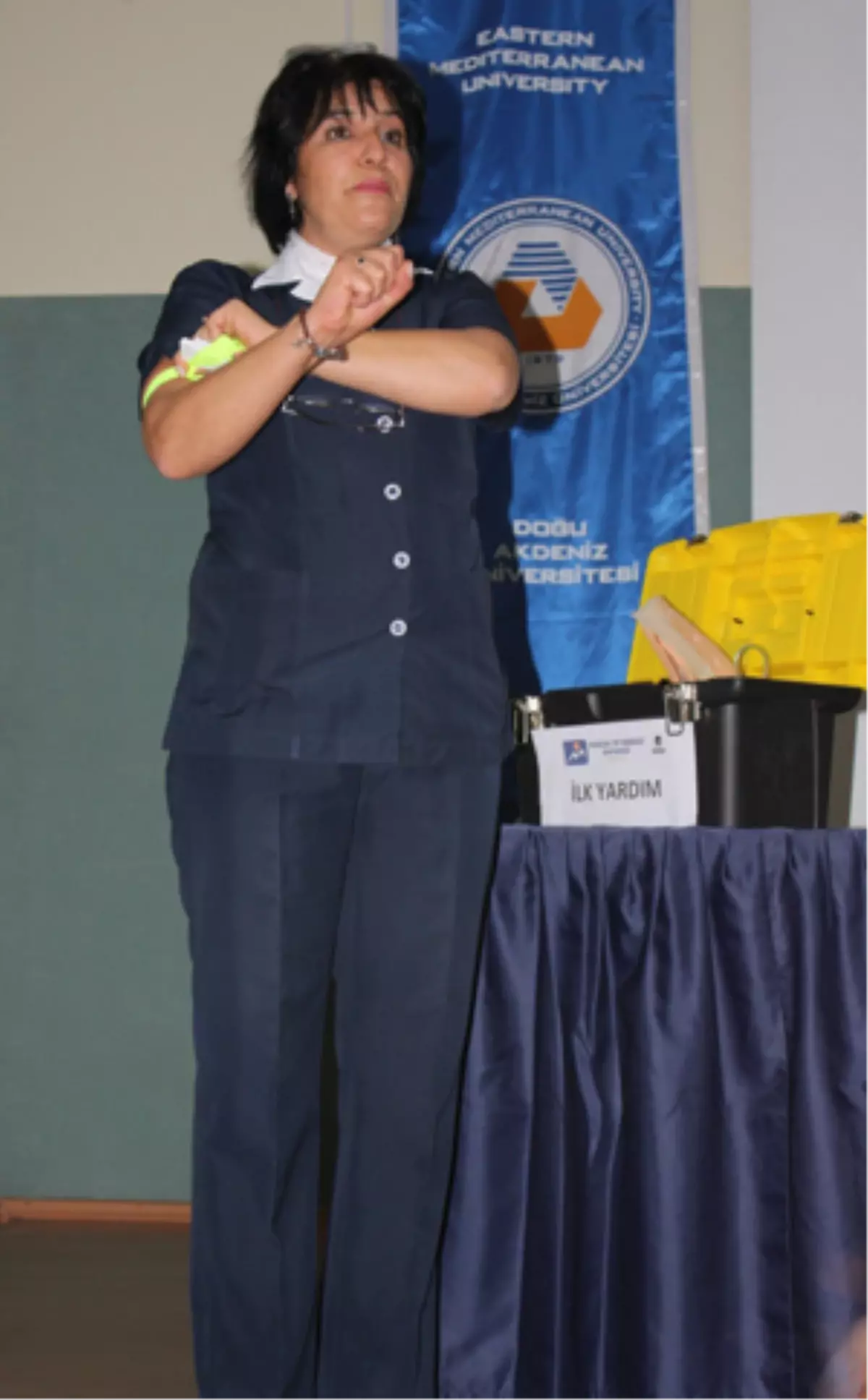 İletişim Öğrencilerine İlk Yardım Sertifikası