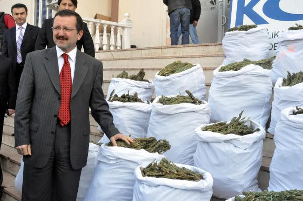 Uyuşturucu Kaçakçılarına PKK'dan 'hpg' Damgalı Vergi Belgesi