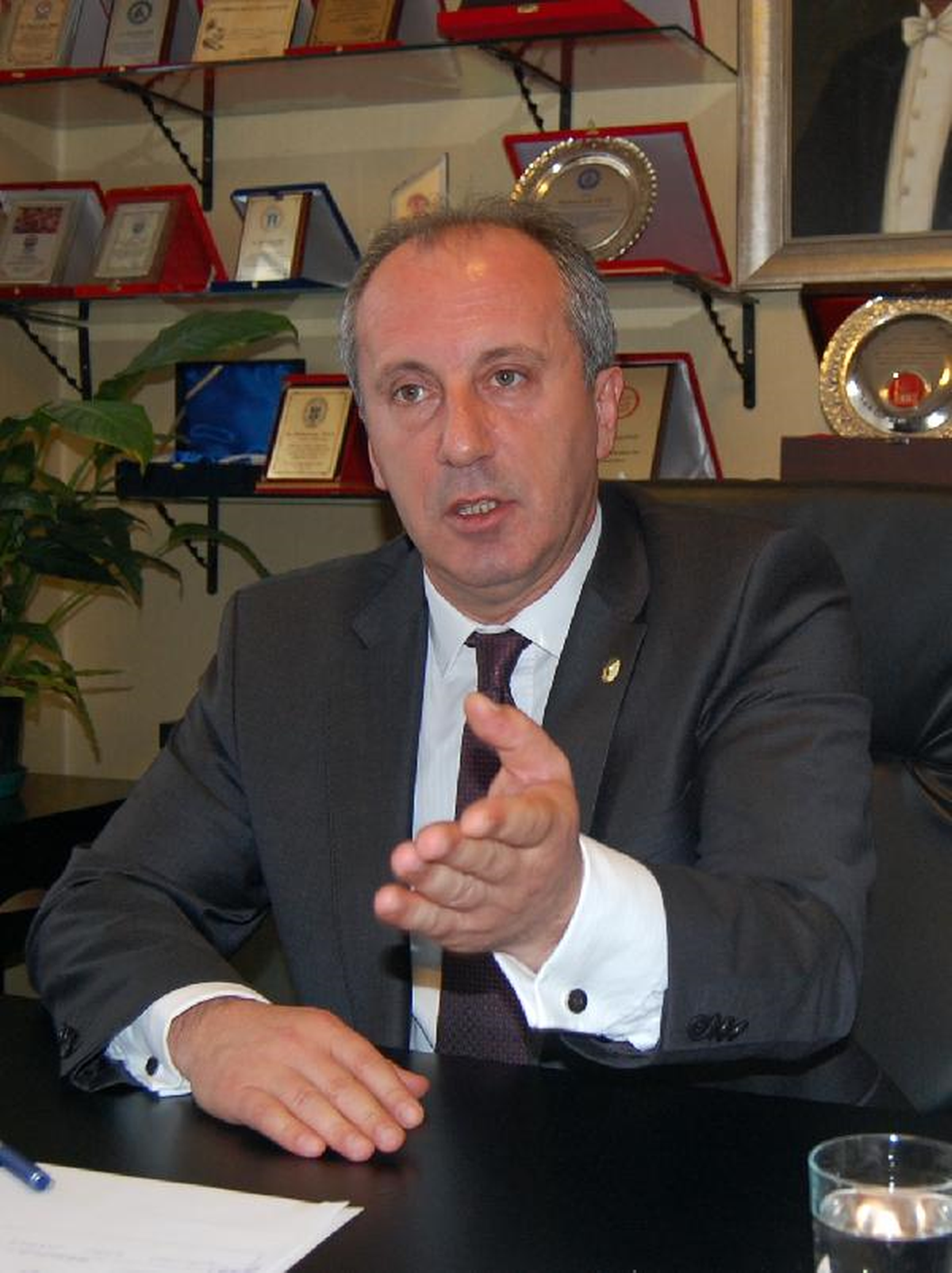 Yalova'da, CHP'li İnce ile Başkan Koçal'ın Söz Düellosu