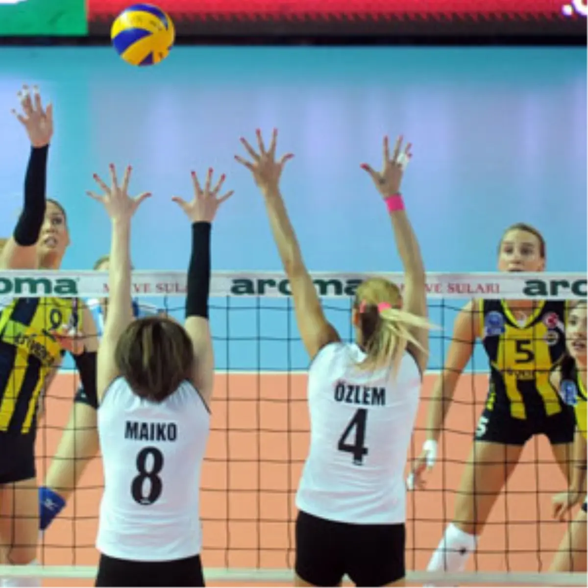 Aroma Bayanlar Voleybol 1. Ligi