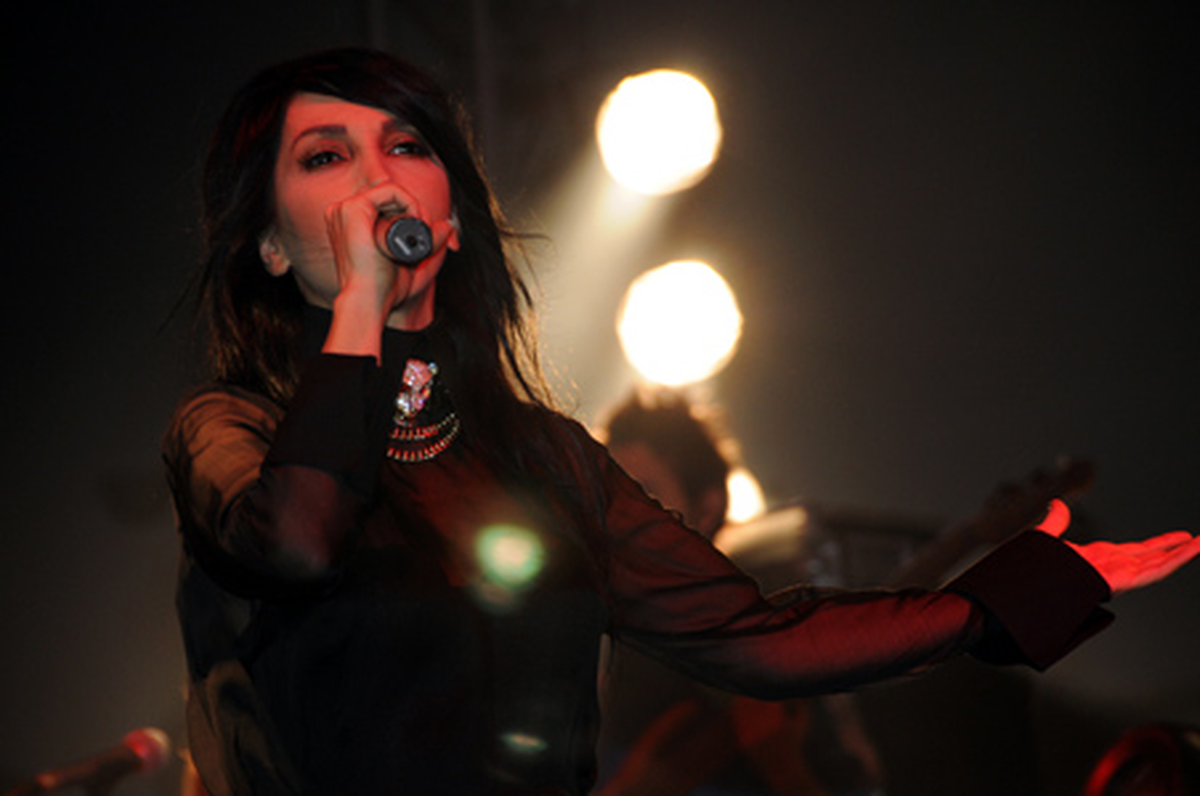 Manisa Hande Yener ile Coştu
