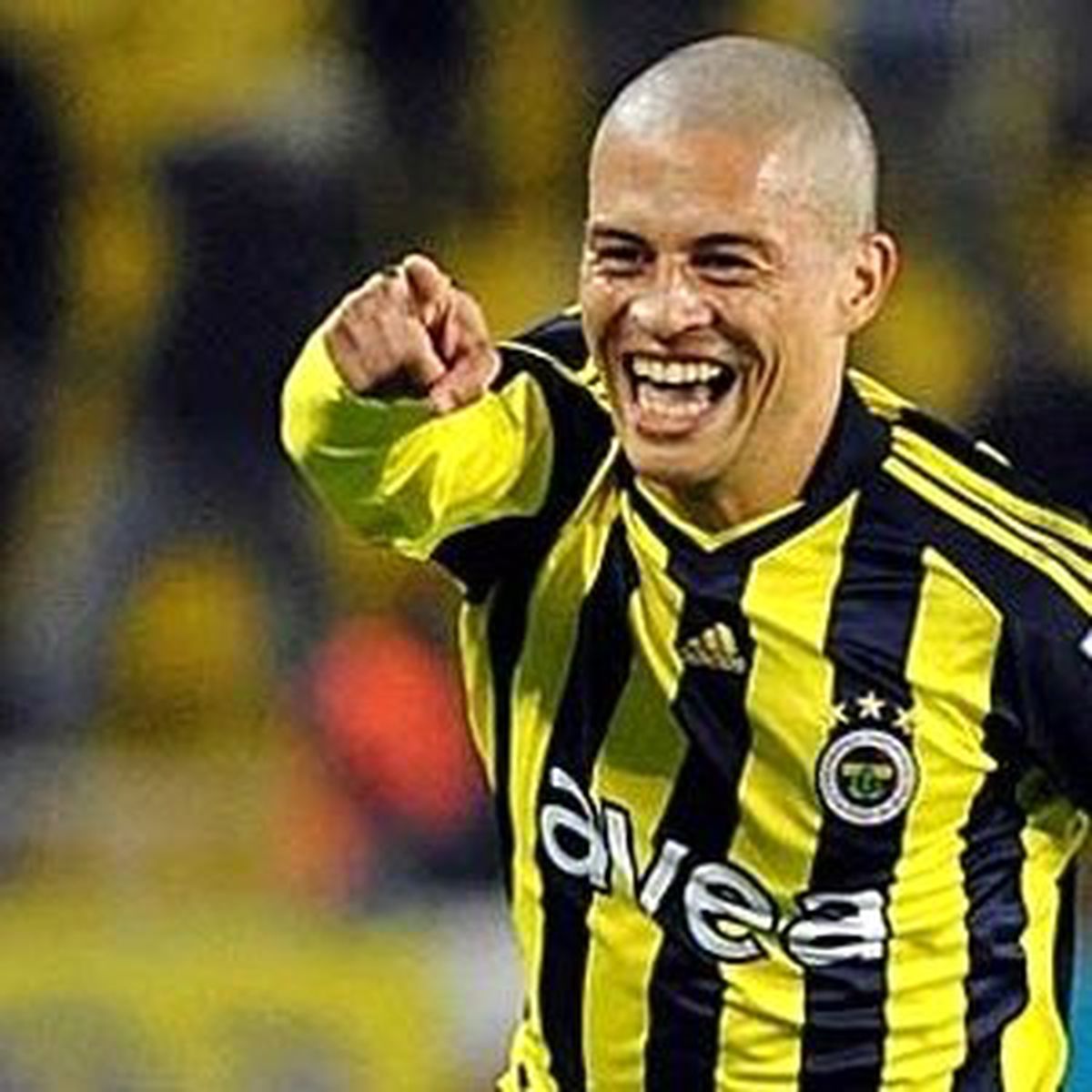 Alex: Borges Daha İyi Golcü
