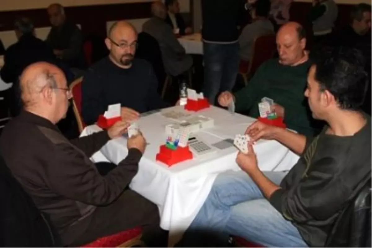 Dr. Mecit Barlas Anısına Briç Turnuvası