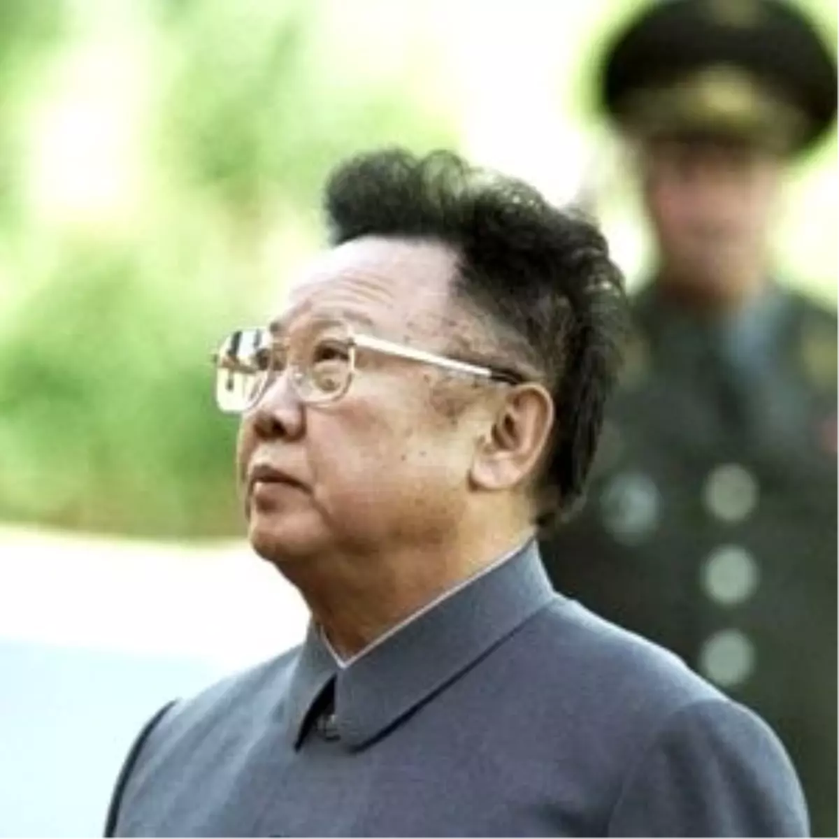 Kuzey Kore Lideri Kim Jong İl Öldü