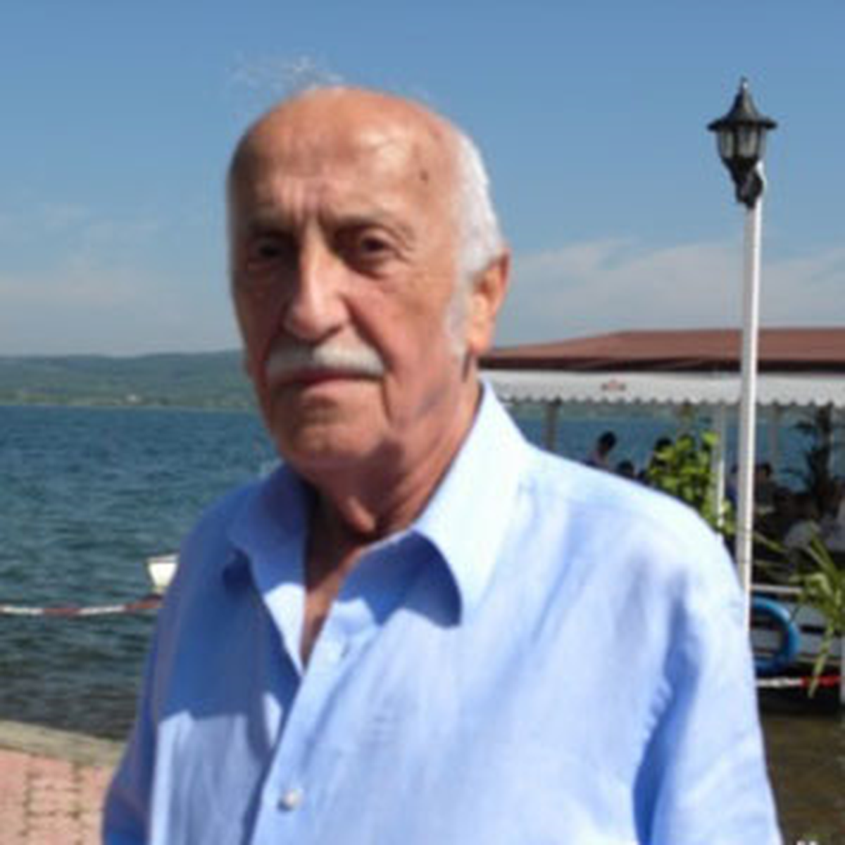 'FB Herşeyden Uzak Yoluna Devam Ediyor'