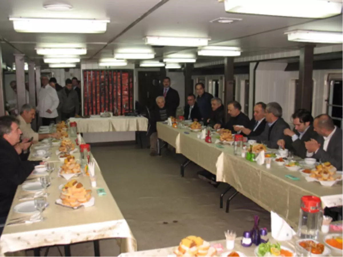 Gündoğdu\'lu Balıkçılar Rize Protokolünü Ağırladı