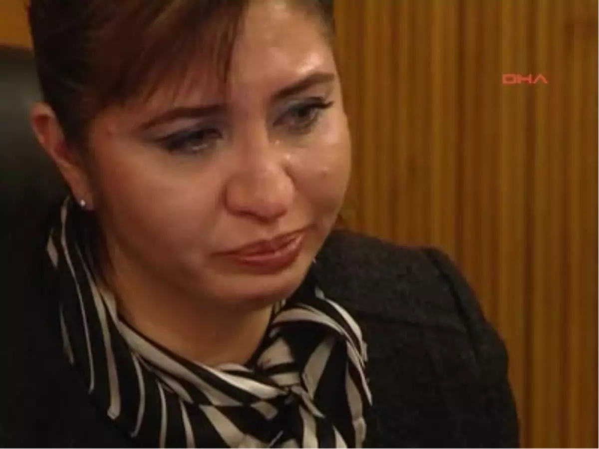 Komisyonda Konuşan Şehit Binbaşı\'nın Eşi Hülya Yavuz, Gözyaşlarını Tutamadı