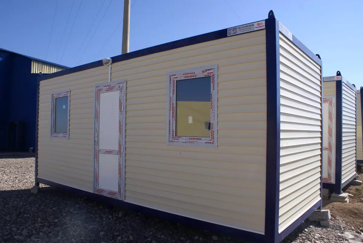 Niğde Belediyesinden Van\'a Konteynır Yardımı