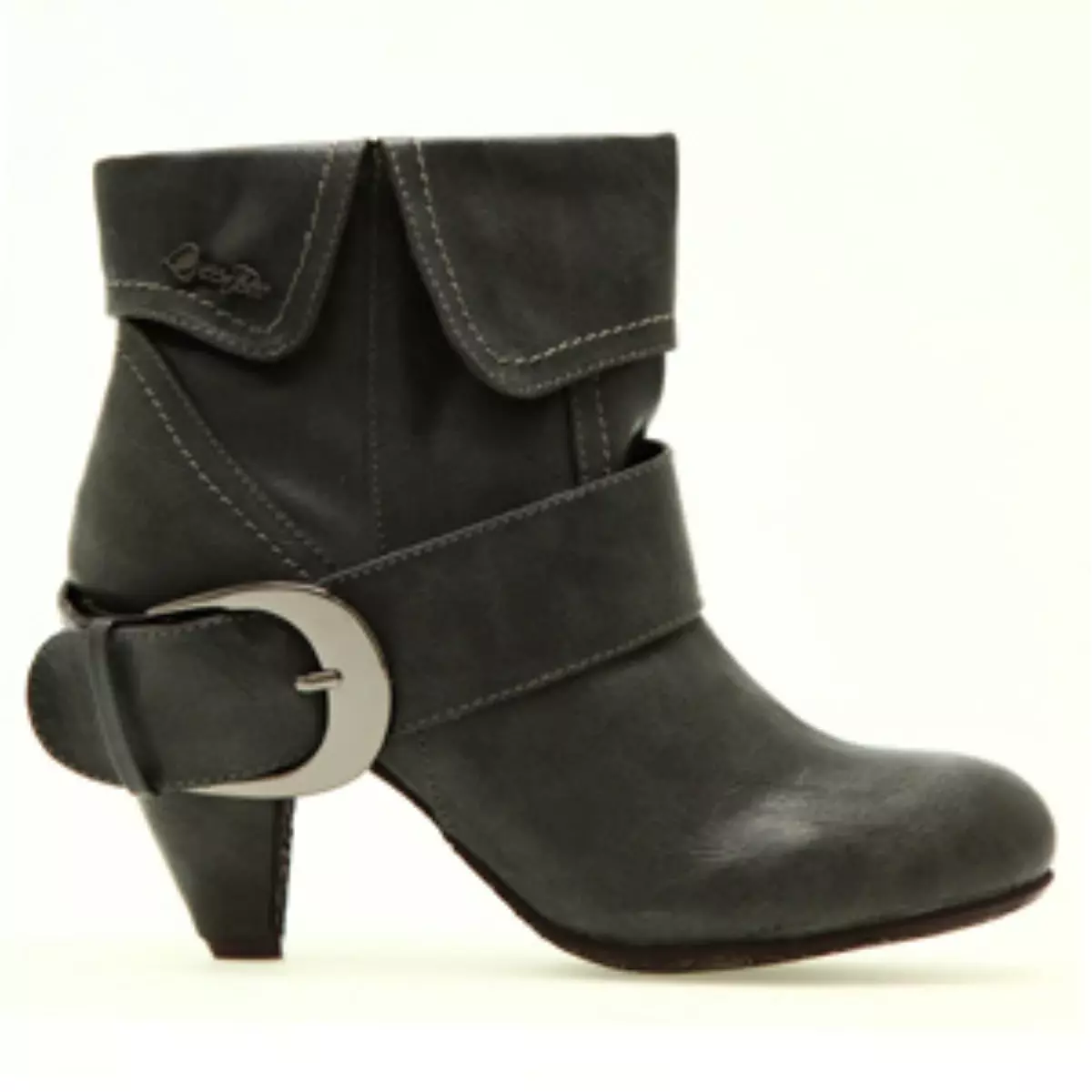 Pabbuc\'da Ayakkabı Şenliği Başlıyor