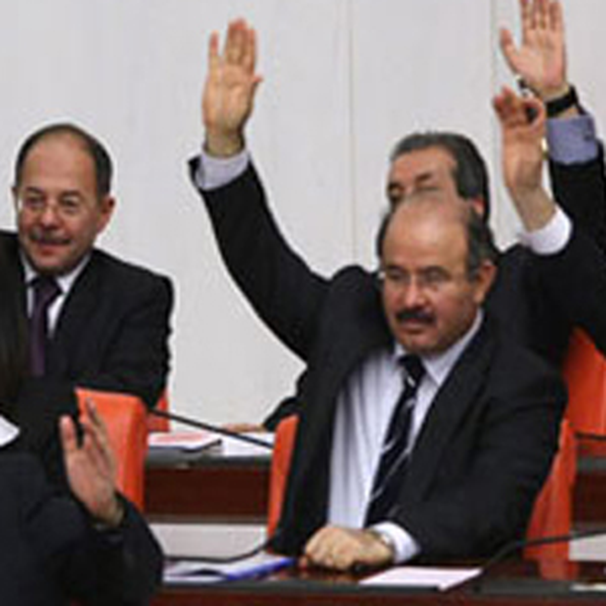 2012 Bütçesi Kabul Edildi