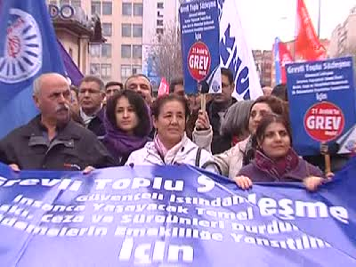 3kamu Çalışanları Eylemde, Gültan Kışanak Muhabir ve Sırrı Süreyya Önder Kameraman Oldu