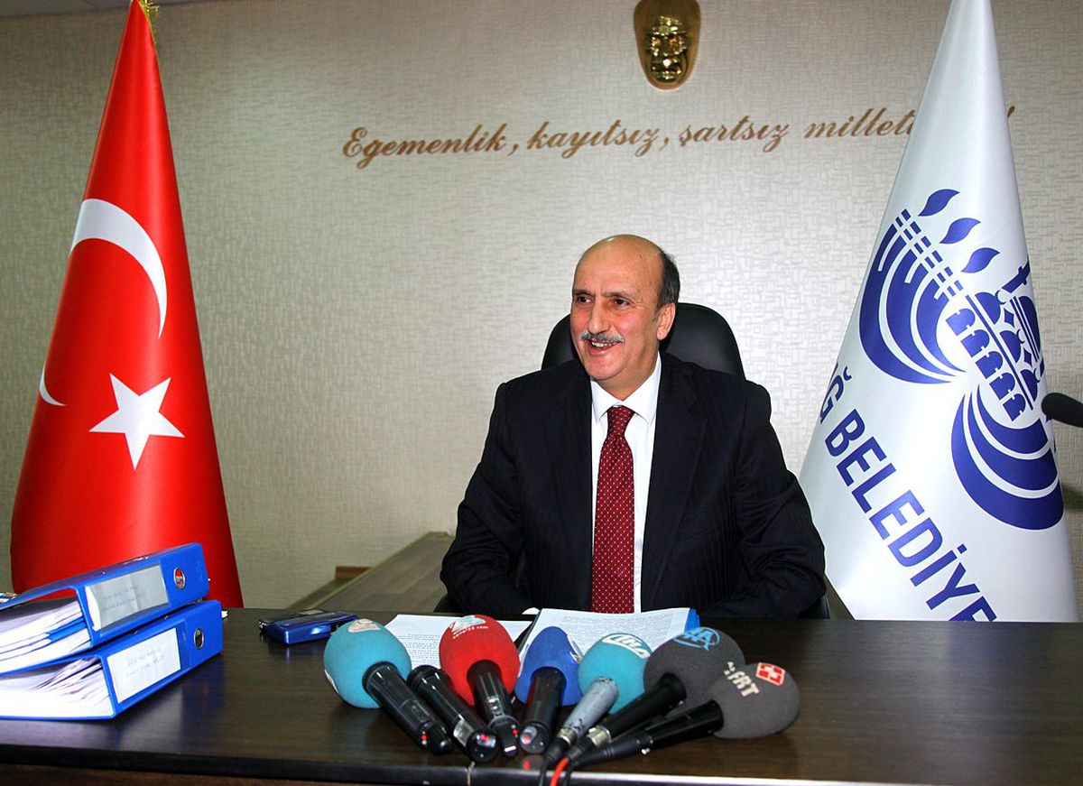 Başkan Selmanoğlu'dan Enver Erdem'e Cevap Erdem Erdemli Davranmalı