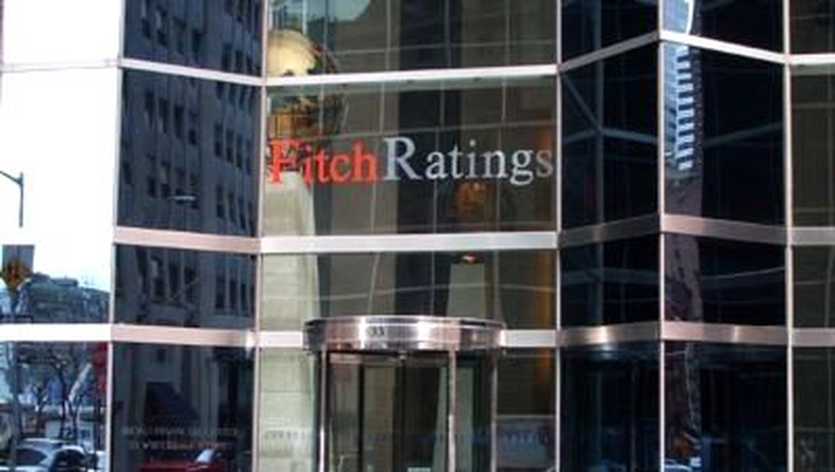 Fitch'ten 21 Bankaya Negatif Şok!