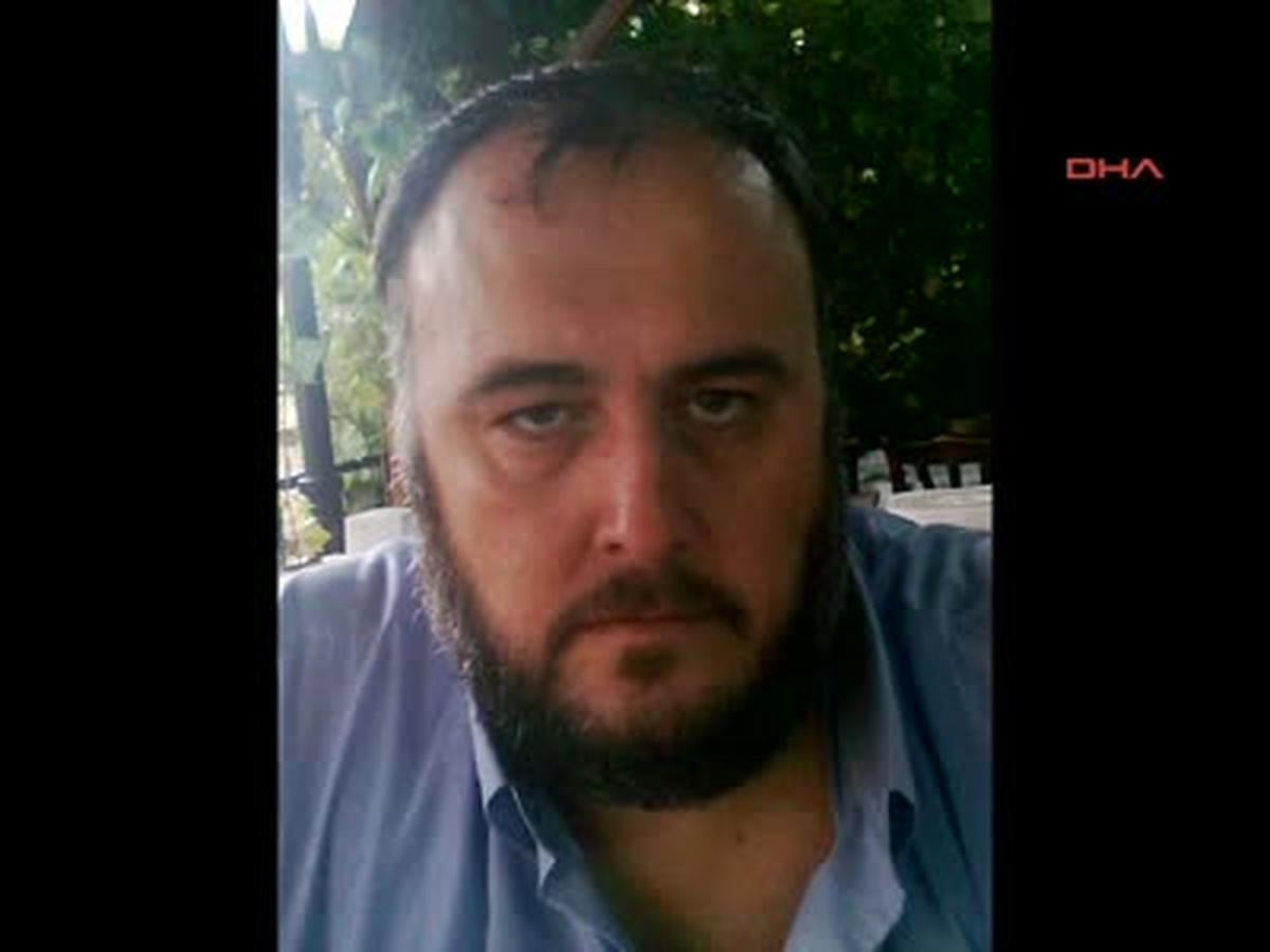 İzmirfoto 150 Bin Parça Kaçak Elektronik Cihaz Operasyonunda 1'i Emniyet Müdürü 12 Gözaltı