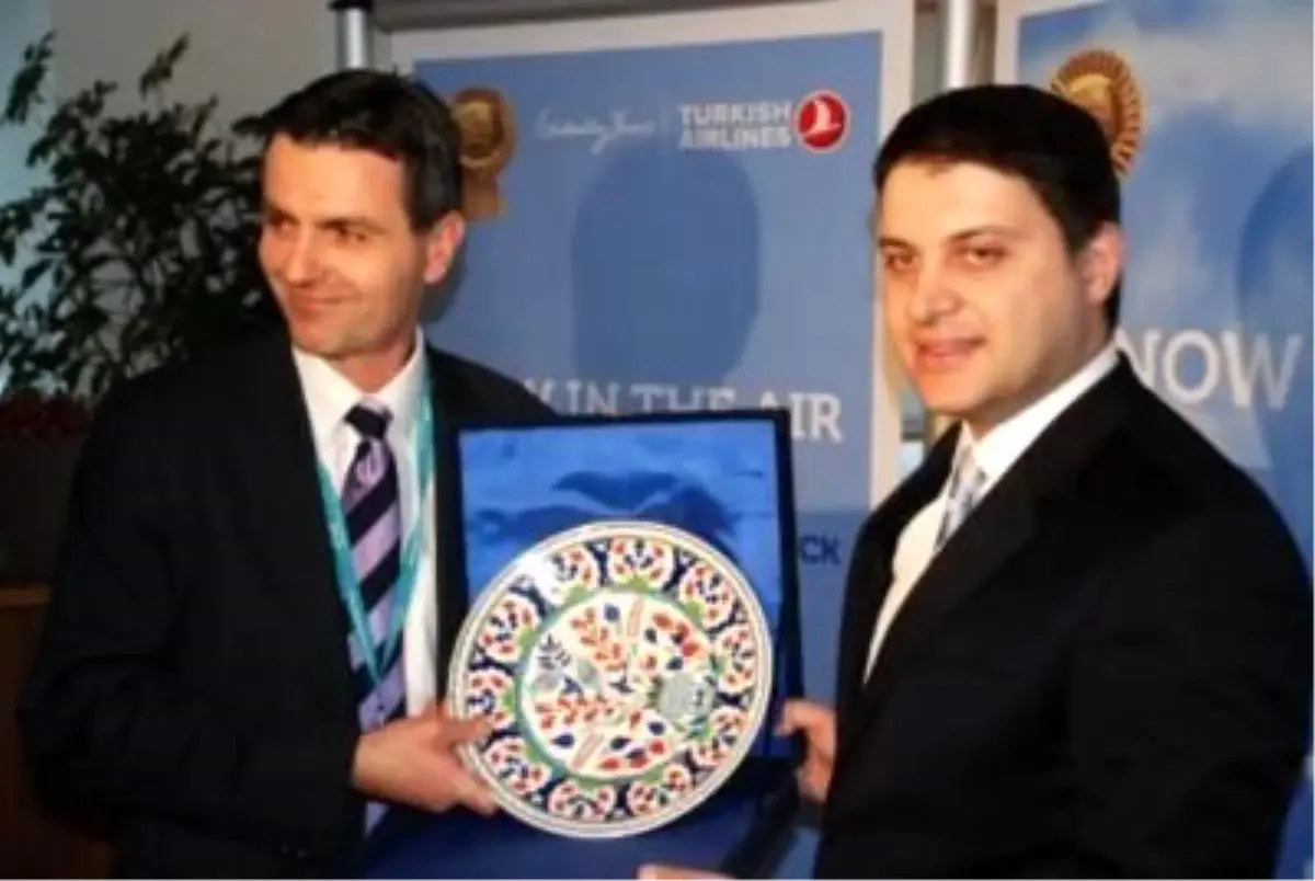 Thy, Londra Gatw\'ck Seferlerine Başladı