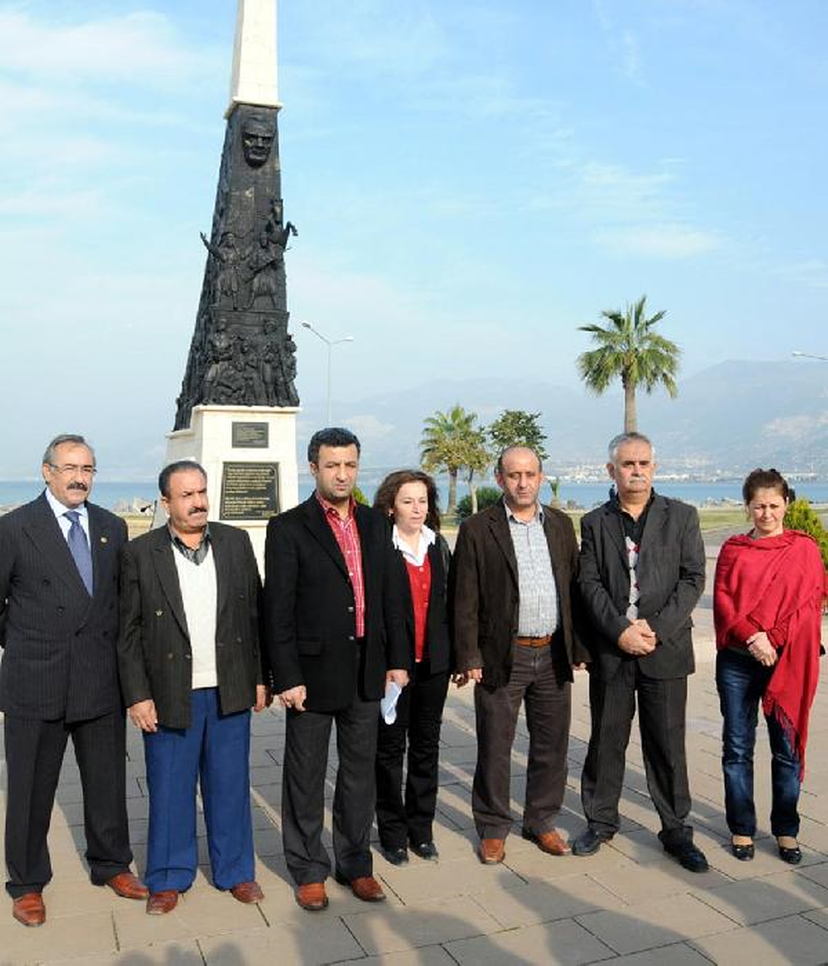 Uluslararası Ceza Mahkemesi'ne Fransı İçin Suç Duyurusu