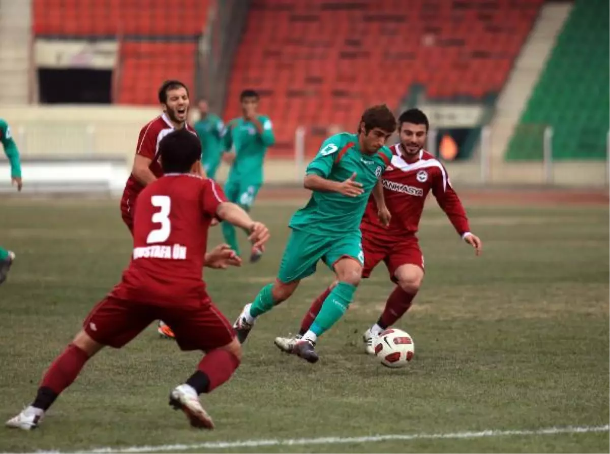 Diyarbakırspor - İstanbul Güngörenspor: 0-1 (Türkiye Kupası)