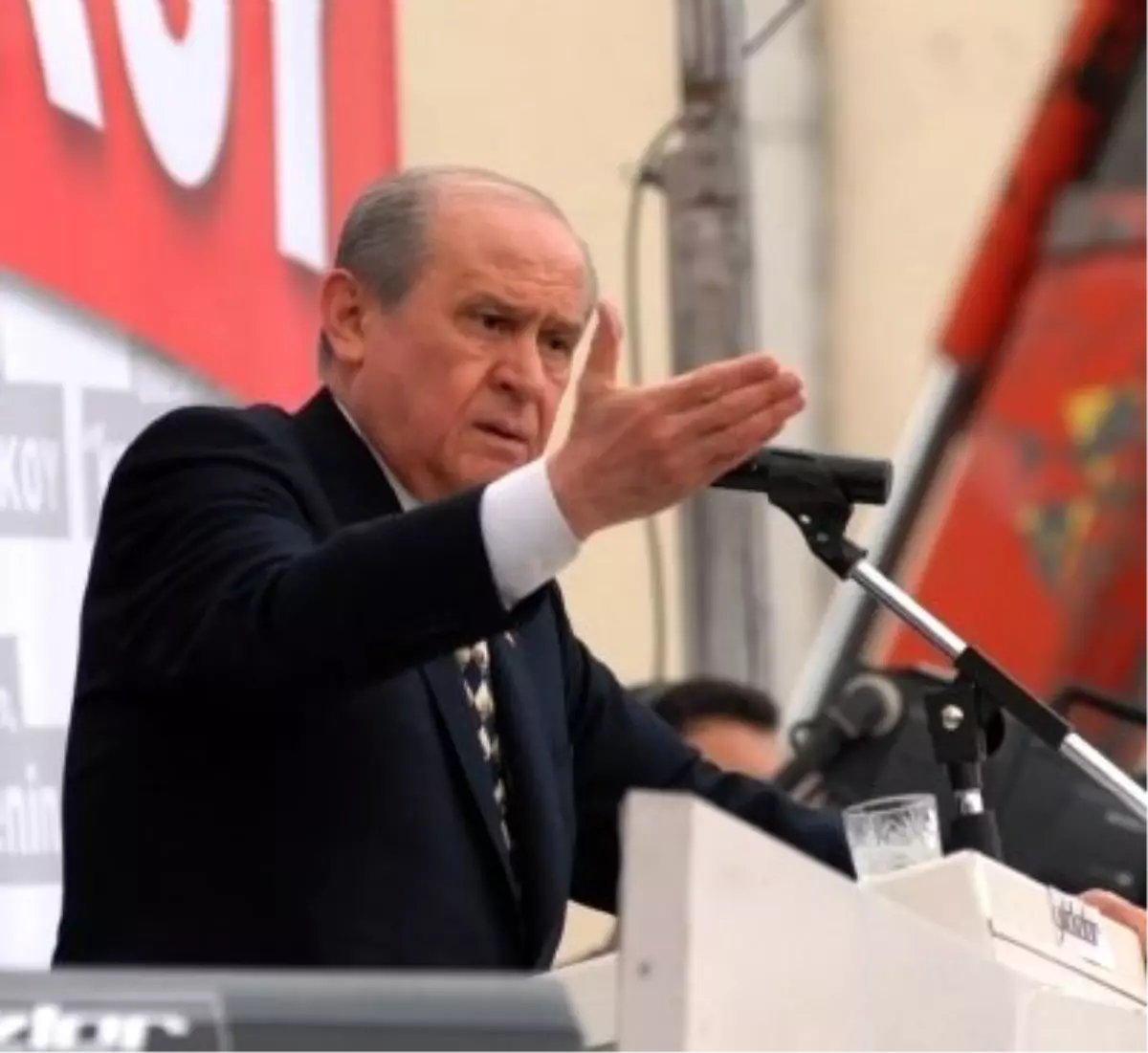 Fransa Parlamentosunda Kabul Edilen "Ermeni Teklifi"