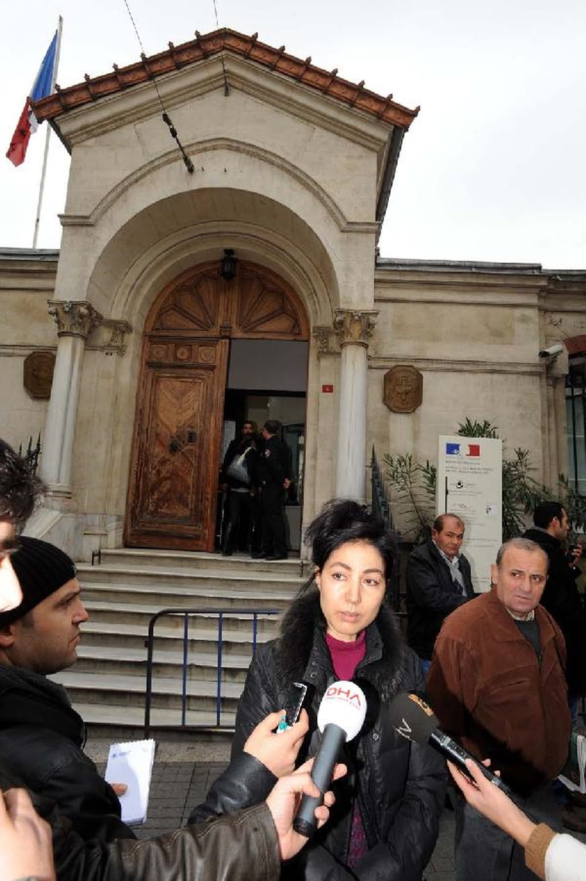Fransız Başkonsolosluğu Önünde Bireysel Protestolar