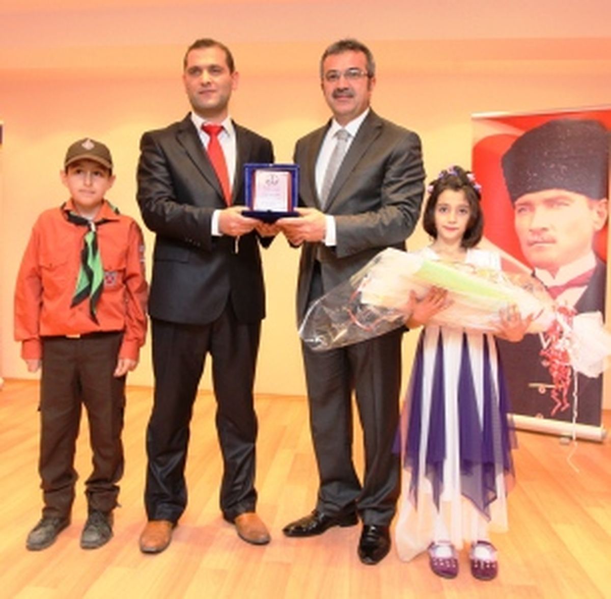 Köşker'den Eğitime Tam Destek

