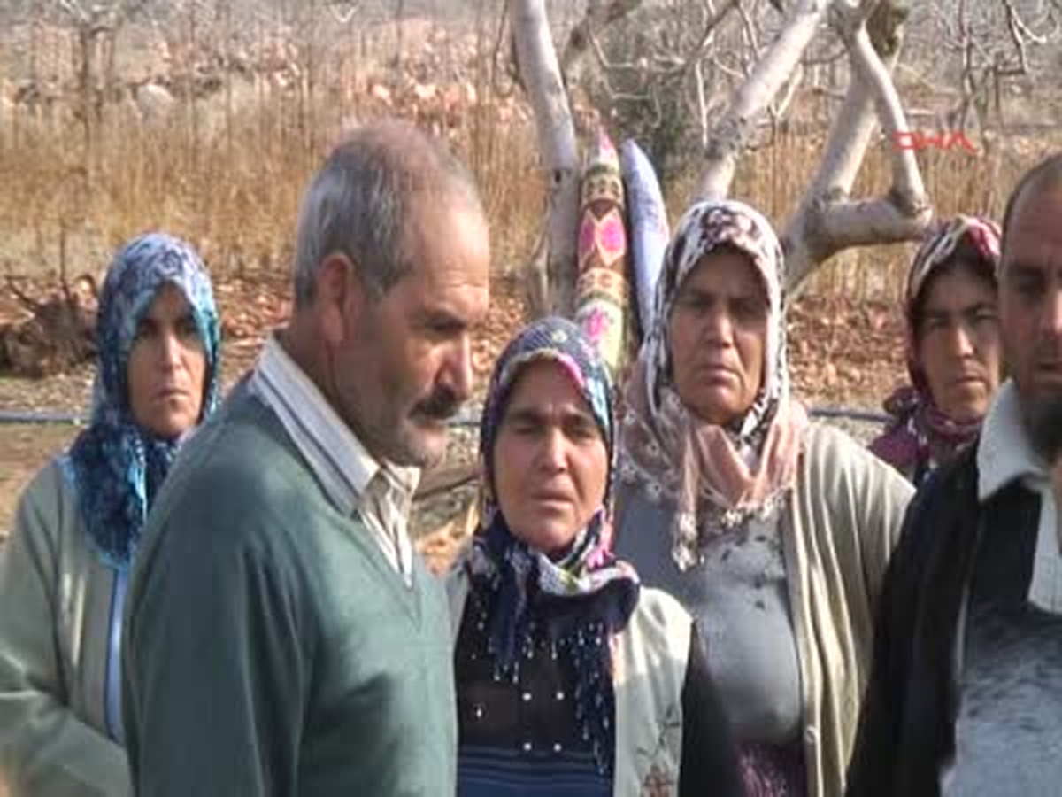 Batan Kaçak Gemisindeki Gaziantepli 4 Kişinin Yakınları Endişeli