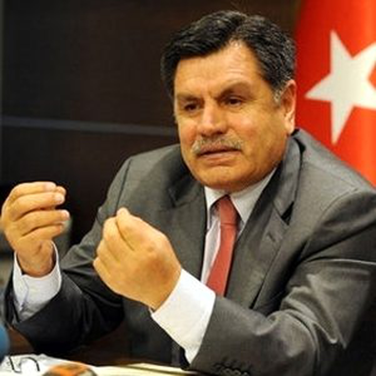 Chp'li Kart, Kılıç İçin Ankara İdari Mahkemesine İptal Davası Açtı
