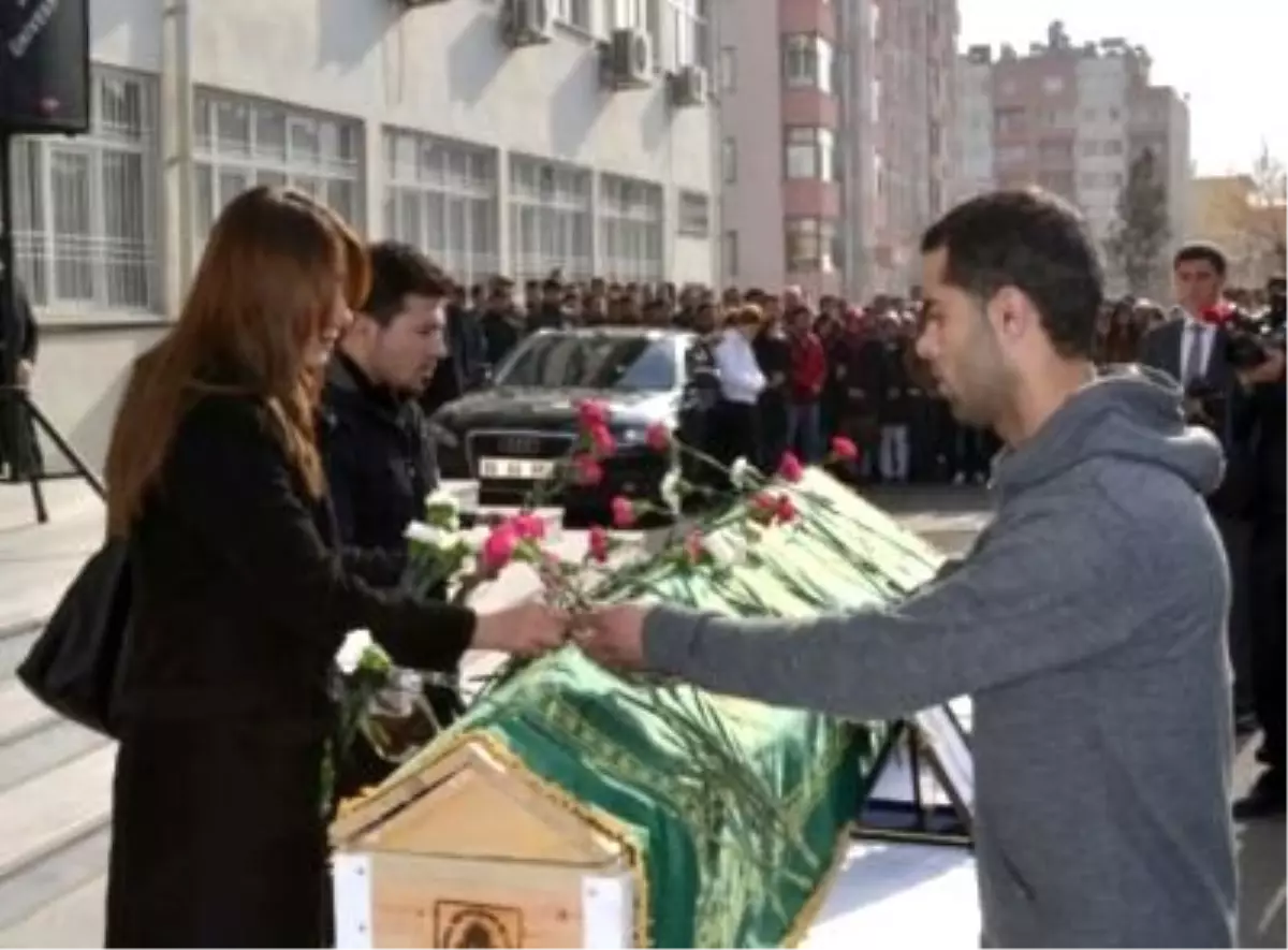 Diyarbakır\'daki Feci Kaza