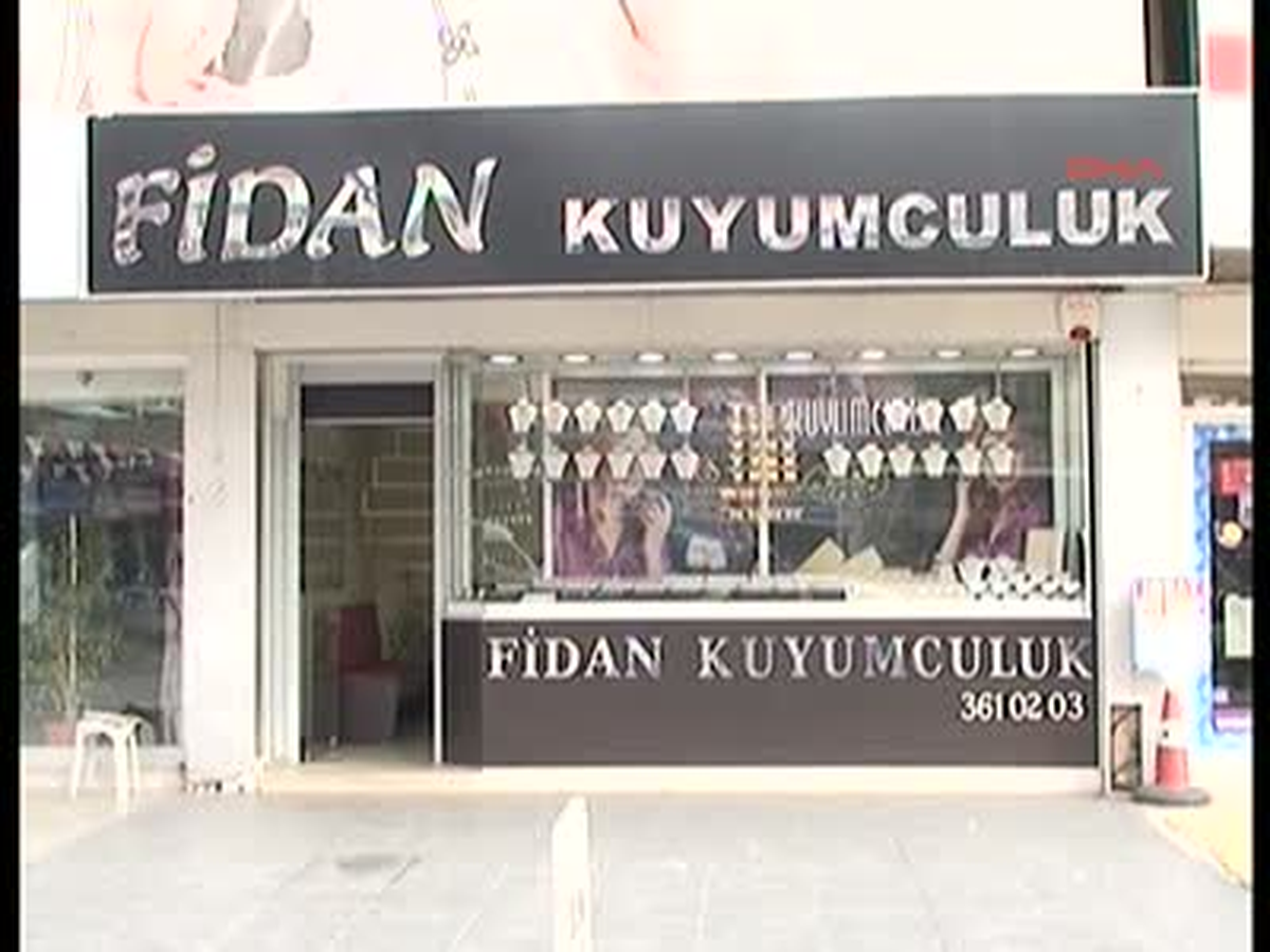 Kuyumcu, Silahlı Gaspçıları Korkutup Kaçırdı