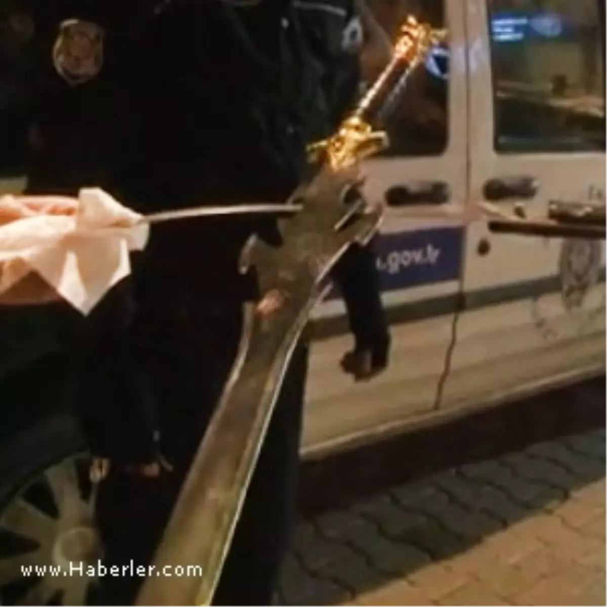 Maltepe\'de Kılıçlı Dehşet