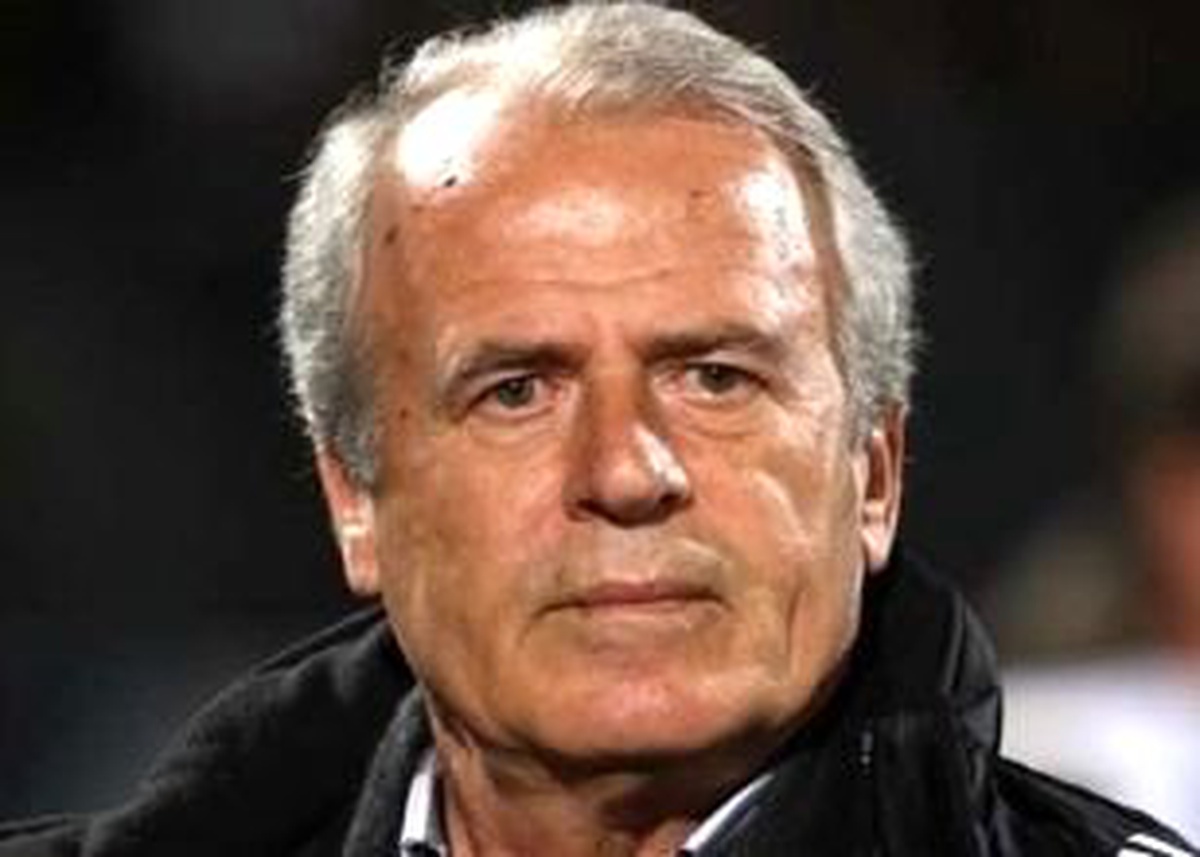 Mustafa Denizli İran'ın Persepolis Takımıyla Anlaştı