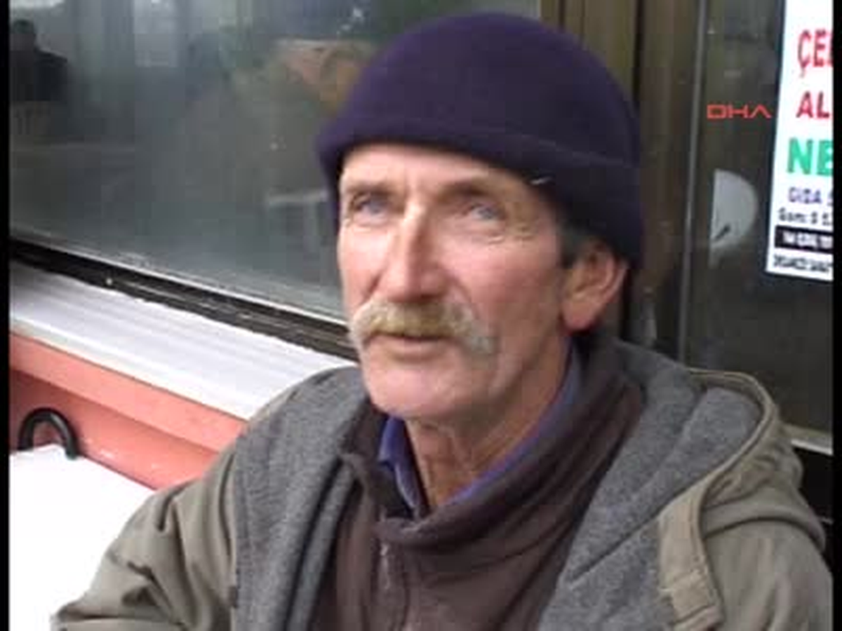 Otomobilin Çarptığı Kızı, Gözü Önünde Öldü